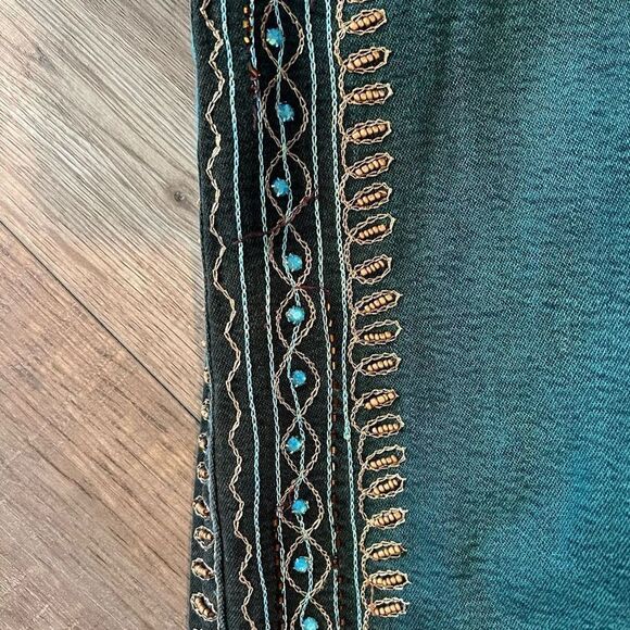 BrazilRoxx Jeans Womens 4 Green
Denim Straight Leg High Rise
Embellished Beaded - Picture 10 of 10